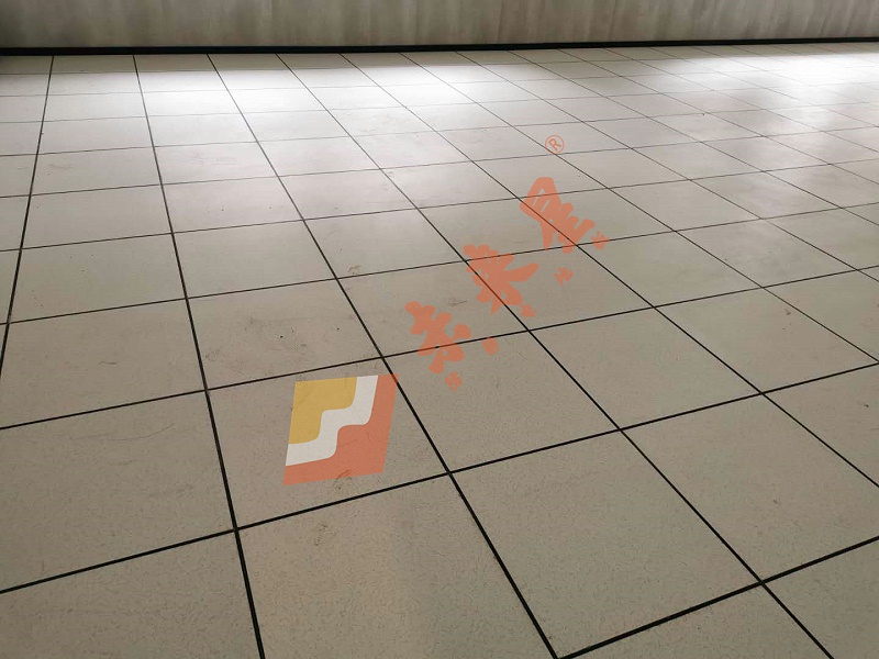 機房防靜電地板價格