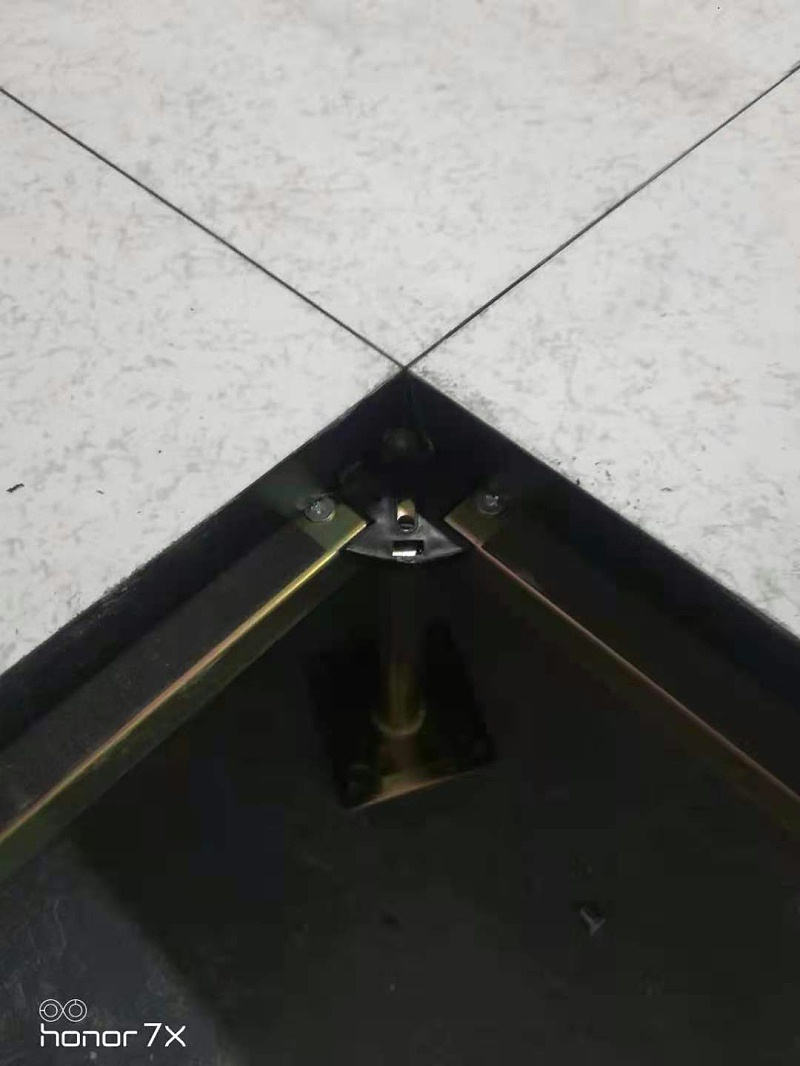 硫酸鈣防靜電活動地板