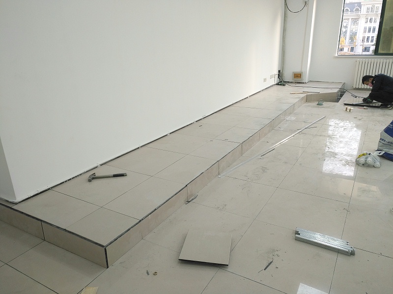 計(jì)算機(jī)教室防靜電地板