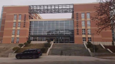 未來星賣的不只是防靜電地板，還有服務！